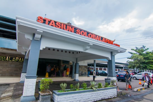 Ingat, Parkir di Stasiun Solo Balapan Wajib Pakai Kartu Elektronik