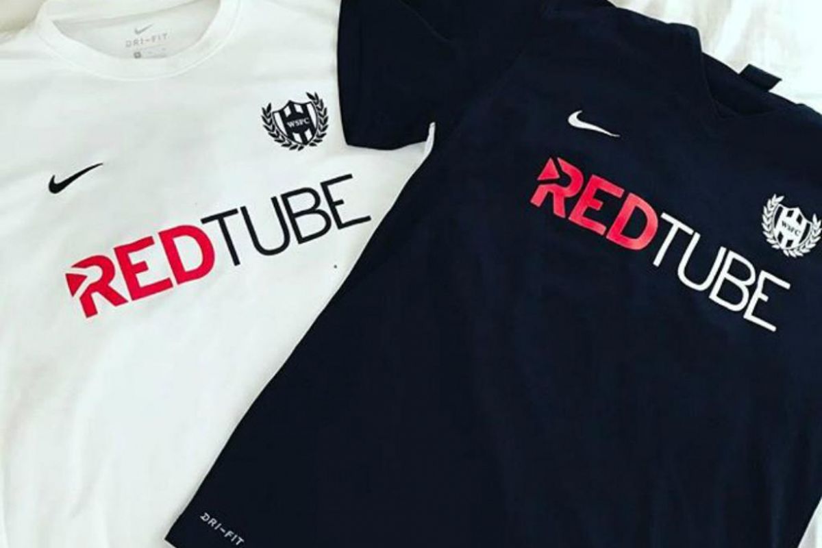 Logo RedTube di jersey Washington Square FC