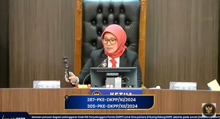 Langgar Kode Etik, 2 Anggota Bawaslu Palopo Disanksi Peringatan