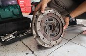 Ternyata Kebiasaan Ini yang Bikin Transmisi Dual Clutch Cepat Rusak
