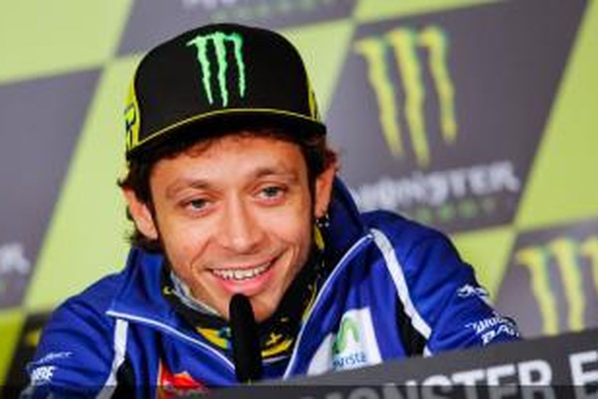 Pebalap Movistar Yamaha asal Italia, Valentino Rossi, berbicara kepada media pada konferensi pers jelang GP Italia di Sirkuit Mugello, Kamis (29/5/2014).