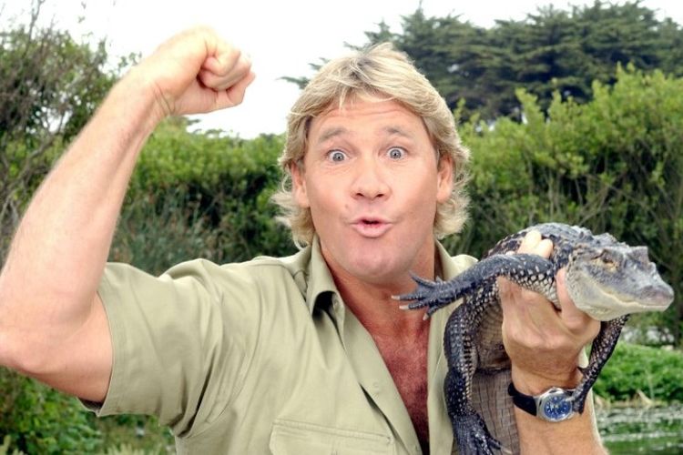 Steve Irwin saat berada di Kebun Binatang San Francisco, California, AS, pada 26 Juni 2002. (AFP/Justin Sullivan)