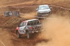 Mitsubishi Triton Main Off Road Bersama Legenda Paris Dakar