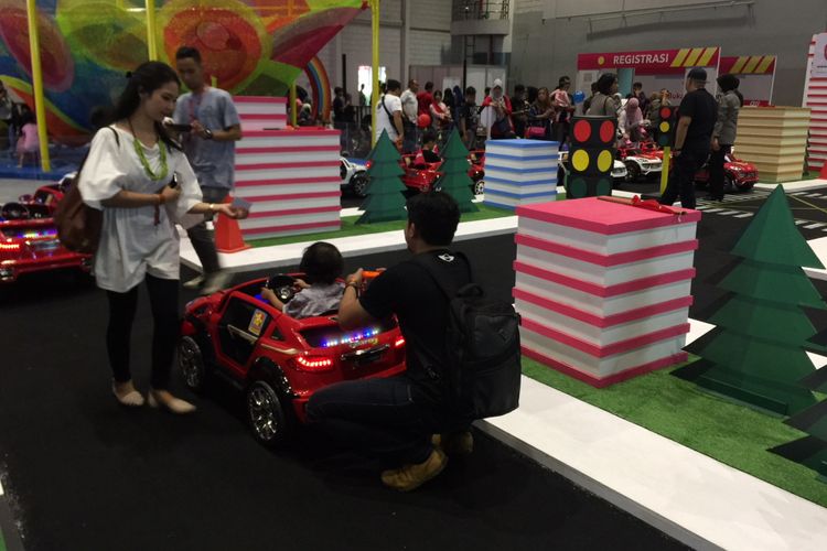 Salah satu arena bermain untuk anak kecil di IIMS 2018