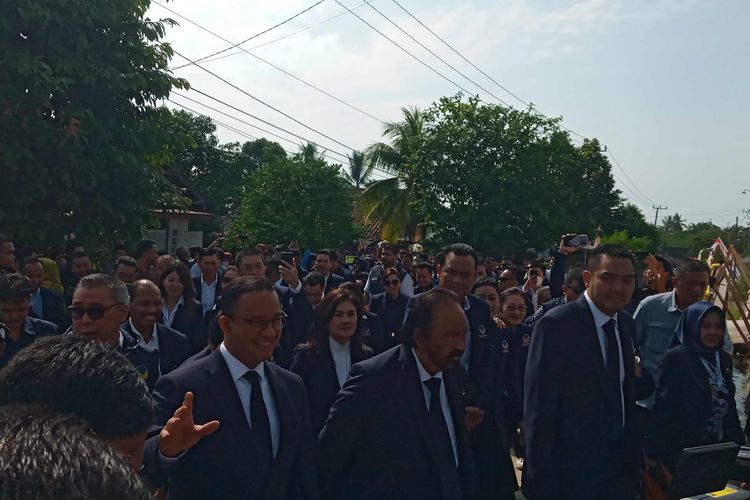 Rombongan Ketua Umum Nasdem Surya Paloh dan Anies Baswedan tiba di kantor DPW Nasdem Bangka Belitung, Senin (22/5/2023).