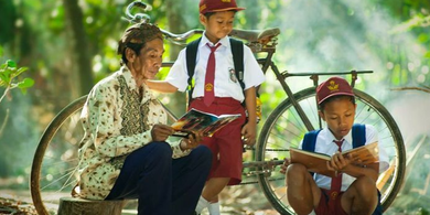 Ilmu atau Adab, Mana yang Harus Didahulukan? Ini Penjelasannya