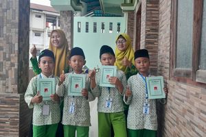 Perjuangan Guru Ngaji Muda di Pati: Mengajar 5 Tahun, Digaji Sekali Setahun saat Ramadhan