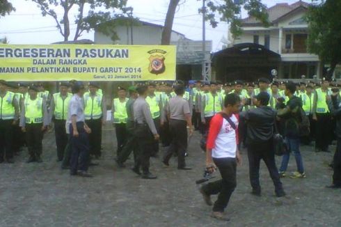 2.000 Polisi Amankan Pelantikan Bupati Garut