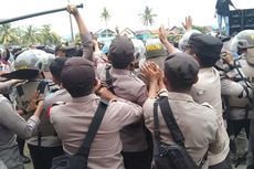 Demo di Kantor KPU Buton Tengah Sempat Ricuh, Massa Protes soal Pembatalan PSU