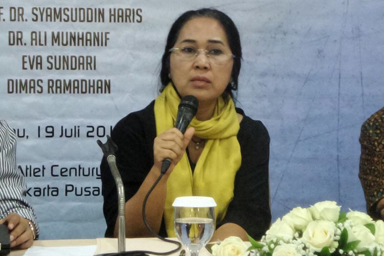 Wakil Ketua Kaukus Pancasila DPR RI Eva Sundari saat menjadi pembicara dalam diskusi bertajuk 'Sudah Tepatkah RUU Pemilu dan Perppu Ormas?' di kawasan Senayan, Jakarta Selatan, Rabu (19/7/2017).