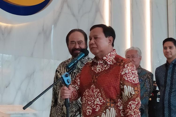 Ketua Umum Partai Gerindra Prabowo Subianto usai bertemu Ketua Umum Partai Nasdem Surya Paloh di Kantor DPP Nasdem, Jakarta, Rabu (1/6/2022)