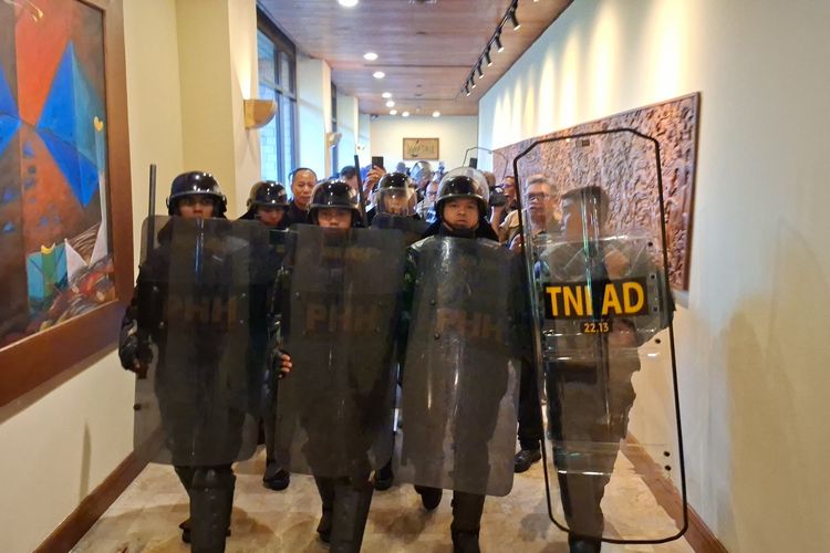 Update Eksekusi Hotel Sultan: Area Hotel Telah Dikosongkan