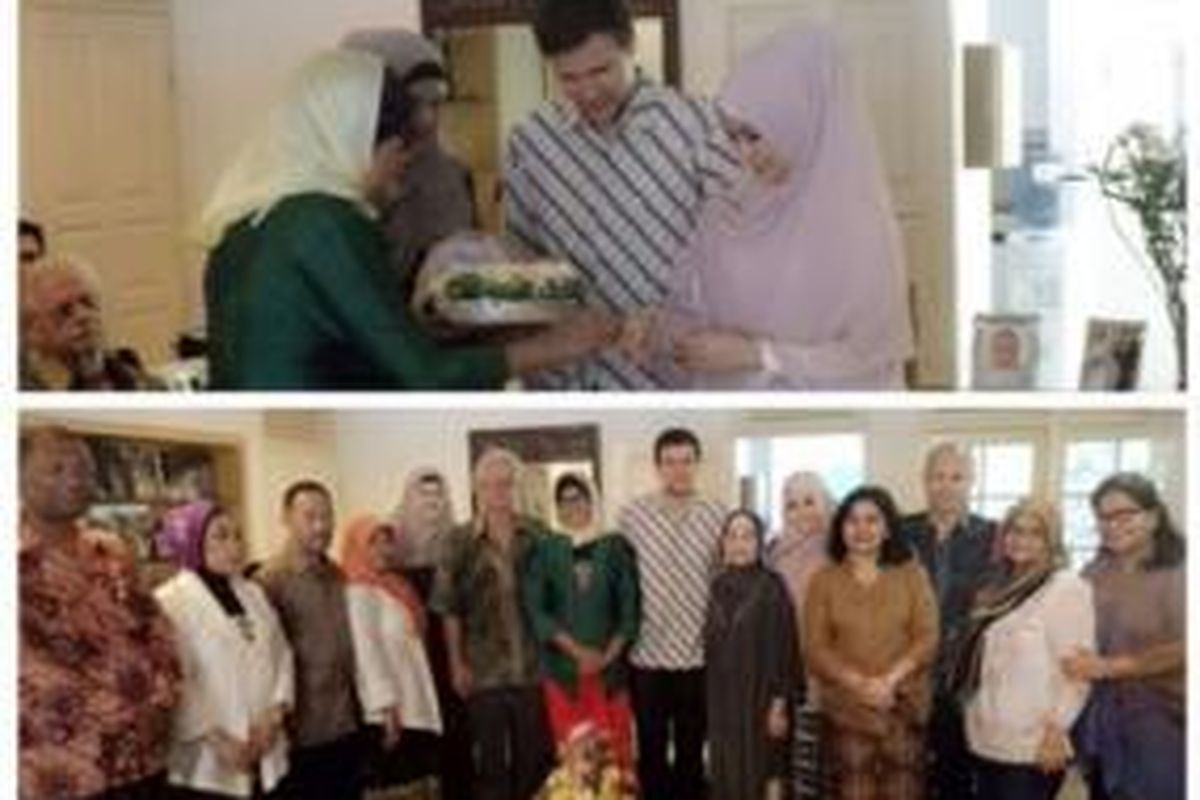 Risty Tagor (berkerudung pink pastel) dan Stuart Collin (berkemeja batik motif parang) mengunggah foto-foto pertunangan mereka ke akun pribadi Instagram masing-masing pada Sabtu (4/4/2015).