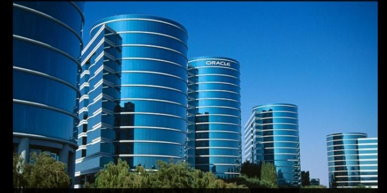 Gedung futuristik milik Oracle, salah satu dari puluhan kantor perusahaan mewah di Silicon Valley.