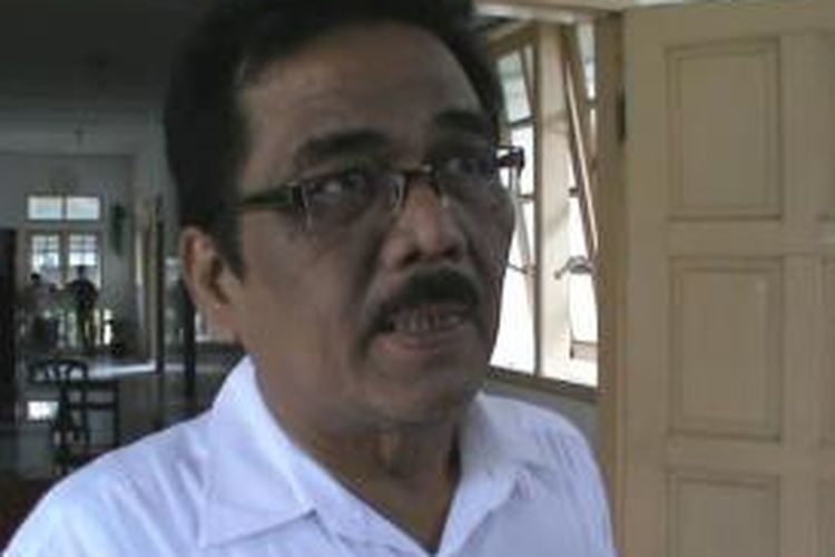 Humas RSUD dr Djasamen Saragih, pematangsiantar, dr Andi Rangkuty saat memberikan keterangan pers, Senin (16/2/2015).
