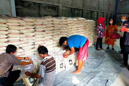 Jelang Lebaran, 10.814 Keluarga di Kota Blitar Dapat Bantuan Beras, Masing-masing 40 Kilogram