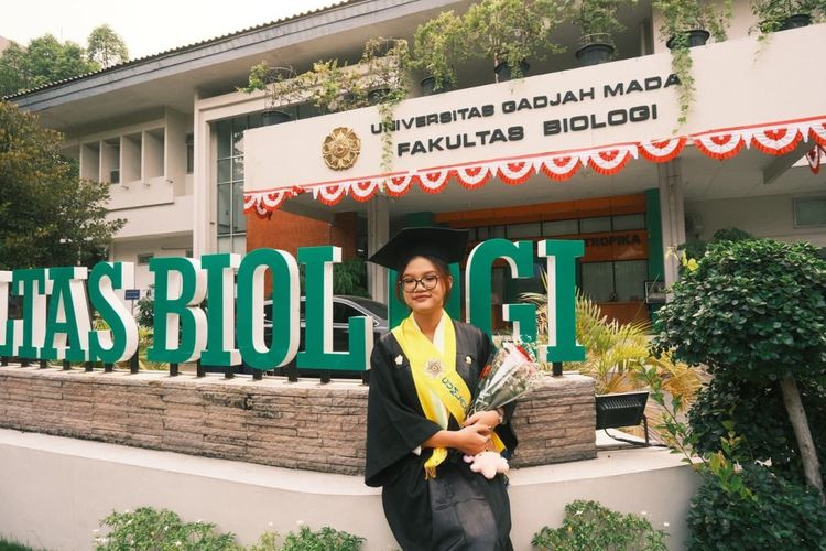 Kisah Wilang, Wisudawan Termuda UGM, Lulus di Usia 19 Tahun 9 Bulan