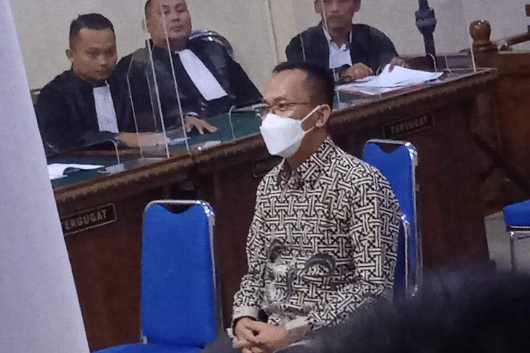 Terdakwa penyuapan Rektor nonaktif Unila Karomani, Andi Desfiandi, saat sidang di Pengadilan Tipikor Tanjung Karang, Lampung, Rabu (9/11/2022).