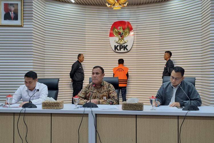 Komisi Pemberantasan Korupsi (KPK) menahan Wali Kota Bima, Nusa Tenggara Barat (NTB) periode 2018-2023, Muhammad Lutfi selama selama 20 hari pertama, Kamis (5/9/2023).