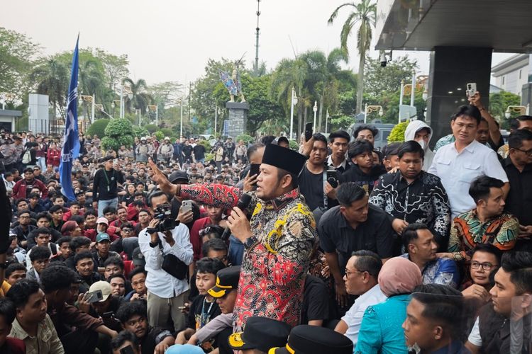 Gubernur Kaltim Rudy Mas'ud dan Wagub Teken Pakta Integritas dengan Mahasiswa, Ini 7 Tuntutannya