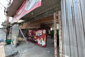 Sengketa Lahan Barat Stasiun Jebres Solo, Warga Ledoksari Terima Uang Ganti Bongkar Lahan Seluas 647 Meter Persegi dari PT KAI