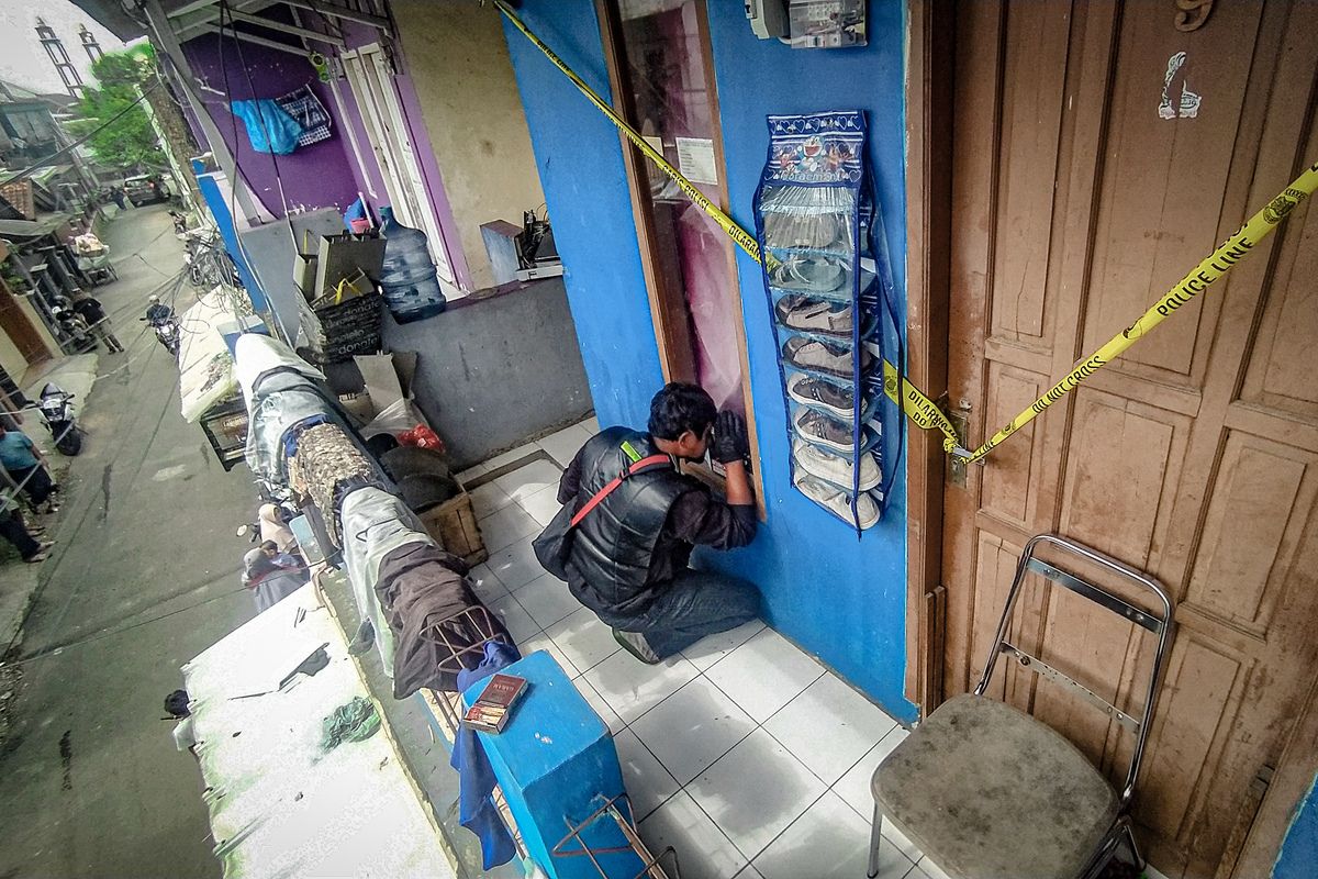 Kondisi rumah kontrakan tempat ayah siksa anak hingga tewas di Kota Cimahi, Selasa (7/2/2023).