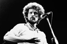 Lirik dan Chord Lagu If Dirt Were Dollars - Don Henley