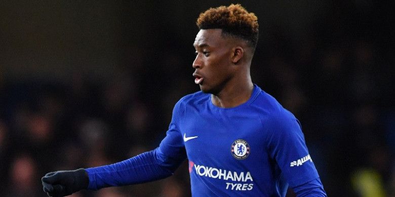 Pemain Chelsea, Callum Hudson-Odoi, mengontrol bola dalam laga Liga Inggris kontra Bournemouth di Stadion Stamford Bridge, London, pada 31 Januari 2018.