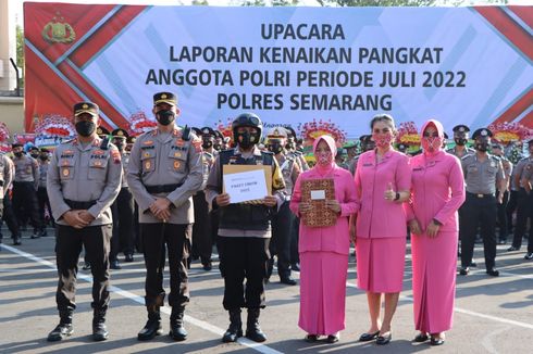 Rajin Ajar Mengaji dan Sisihkan Gaji untuk Anak Tidak Mampu, Bripka Ibnu Sina Dapat Hadiah Umroh