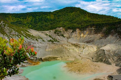 Gunung Tangkuban Parahu Alami 40 Gempa dalam 2 Hari, Pengunjung Diminta Waspada