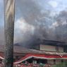 Gedung DPRD Kabupaten Cirebon Dibakar Massa Pengunjuk Rasa