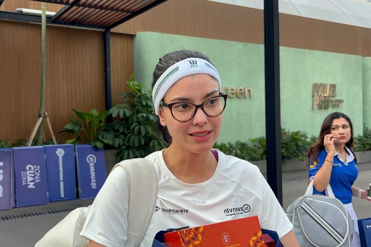 Jawaban Medina Dina Usai Gading Marten Unggah Foto Liburan Bersama di Italia