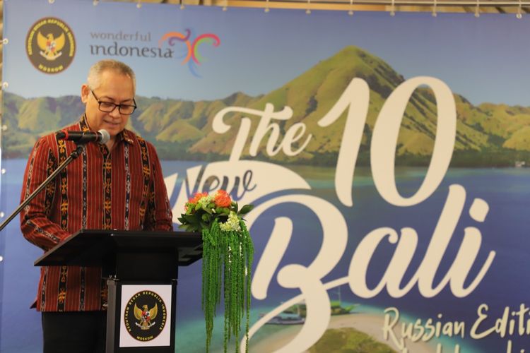 Dubes RI Moskwa Jose Tavares menyampaikan sambutan dalam peluncuran buku The 10 New Bali di Moskwa.
