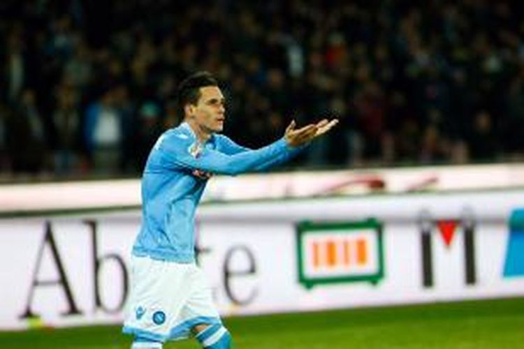 Salah satu ekspresi penyerang Napoli Jose Maria Callejon, pada laga Serie-A melawan AS Roma, di San Paolo, Minggu (9/3/2014).