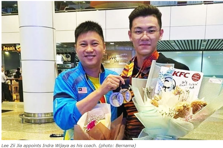 Pebulu tangkis tunggal putra Malaysia, Lee Zii Jia (kanan), menunjuk Indra Wijaya sebagai pelatih. Lee Zii Jia keluar dari BAM dan saat ini memilih jalur independen sebagai pemain profesional.