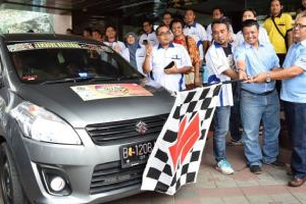 Pelepasan peserta Jamnas Ertiga Club Indonesia