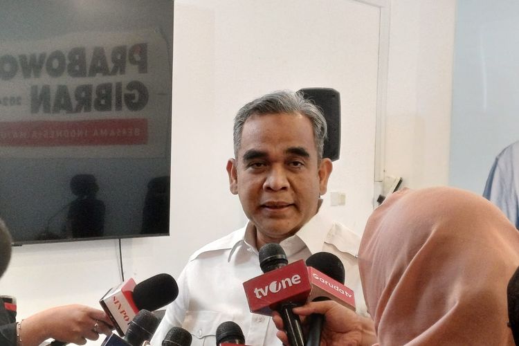 Sekretaris Jenderal (Sekjen) Partai Gerindra Ahmad Muzani di Medcen Prabowo-Gibran, Jalan Sriwijaya, Jakarta, Senin (5/2/2024).