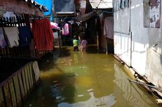 Wali kota Jakarta Utara Pastikan Selalu Ada Petugas Atasi Banjir Rob