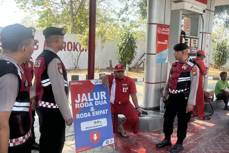 Polisi Cek 15 SPBU di Pamekasan, Antisipasi Kemacetan Akibat Antrean