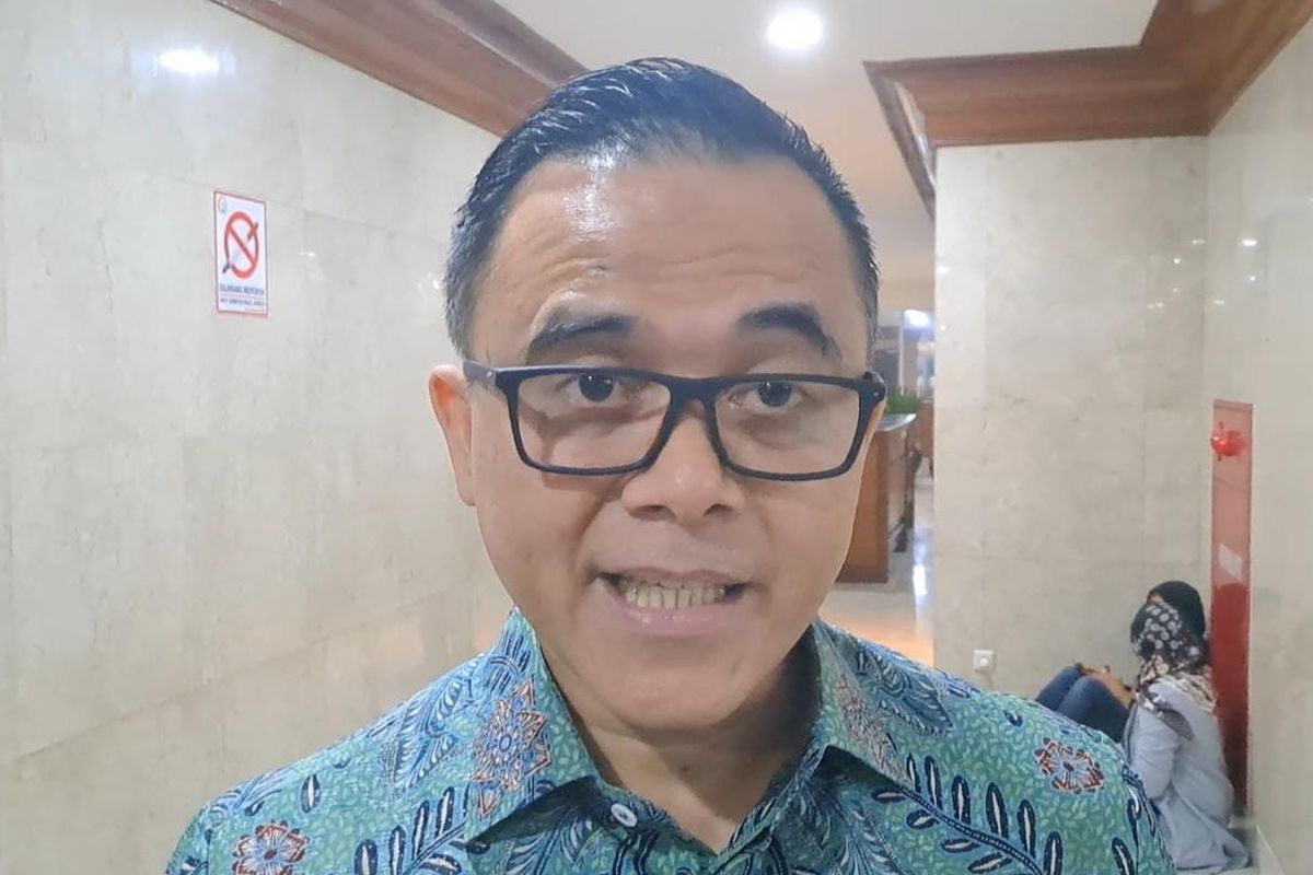 Menpan-RB Abdullah Azwar Anas saat ditemui di Gedung DPR, Senayan, Jakarta, Senin (19/6/2023). 
