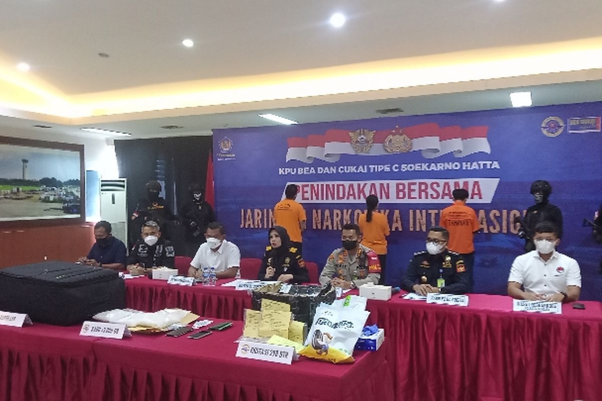 Konferensi pers pengungkapan dua kasus penyelundupan narkotika yang digagalkan Bea Cukai Soekarno-Hatta pada Rabu (31/8/2022)