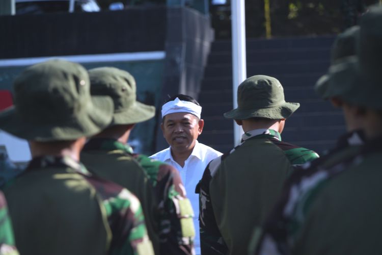 Dedi Mulyadi: Preman Siap-siap Masuk Barak Militer Mulai Juni
