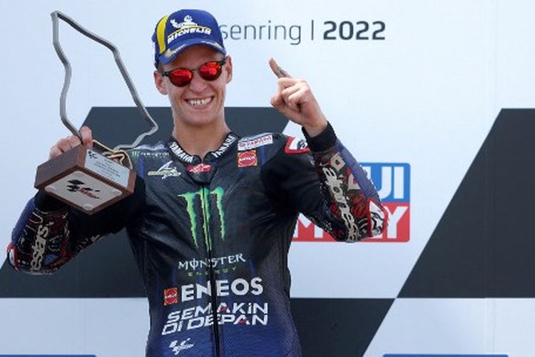 Fabio Quartararo (Monster Energy Yamaha) sukses menjadi pemenang balapan MotoGP Jerman 2022 yang dihelat di Sirkuit Sachsenring, Minggu (19/6/2022) malam WIB.