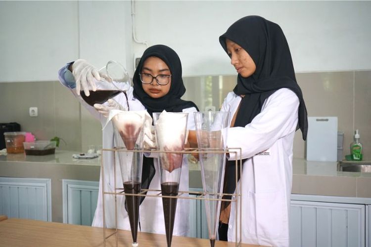 Ilustrasi mahasiswa Unigoro. 