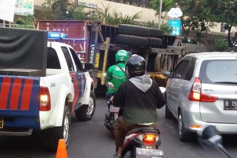 Lagi, Kecelakaan Truk Terjadi di Bekasi