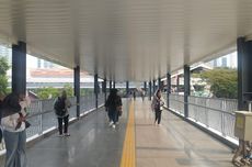 Menyeberangi JPM Dukuh Atas dari KRL ke LRT Jabodebek, Berapa Menit?