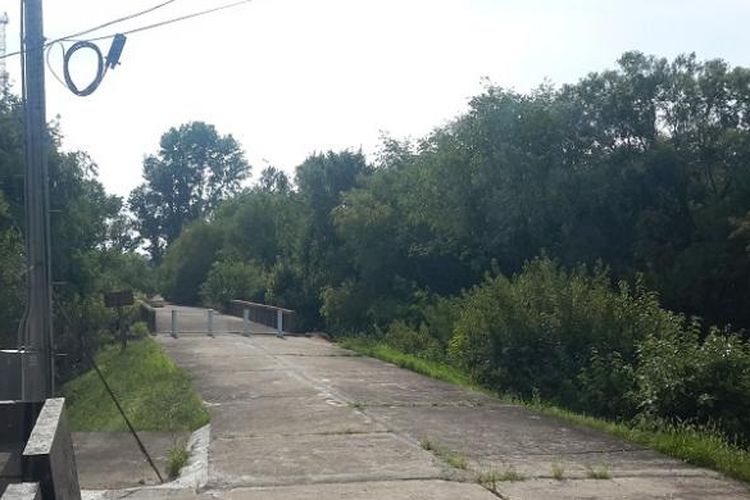 The Bridge of No Return di DMZ yang juga menandakan garis perbatasan antara Korut dan Korsel. Jembatan ini dulunya digunakan sebagai tempat pertukaran tawanan pada akhir Perang Korea 1953. 