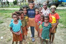 Arumi Bachsin dan Irish Bella Memukau di SFP 2025, Pakai Hijab Karya Desainer Sumenep