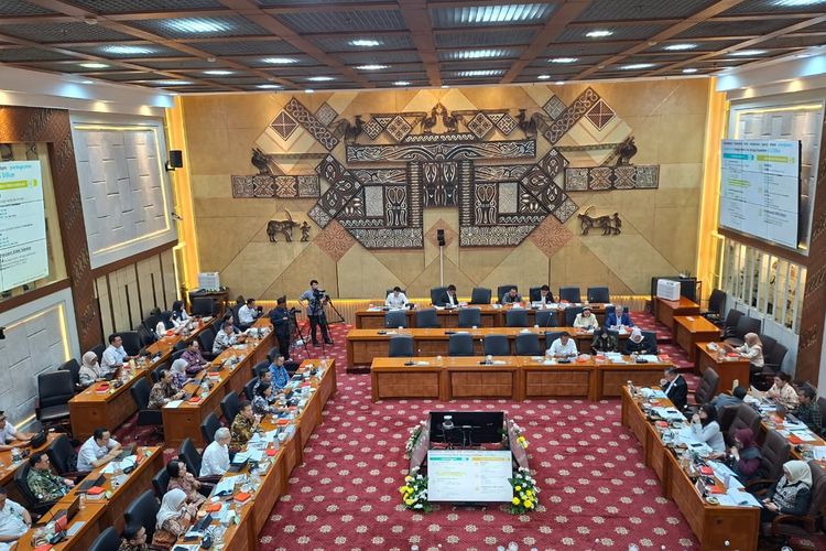 Menkes Perketat Skrining Relawan agar Tak Ada Lagi yang Meninggal di Lokasi Bencana