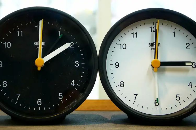 Mengenal Apa Itu Daylight Savings Time (DST) dan Dampaknya